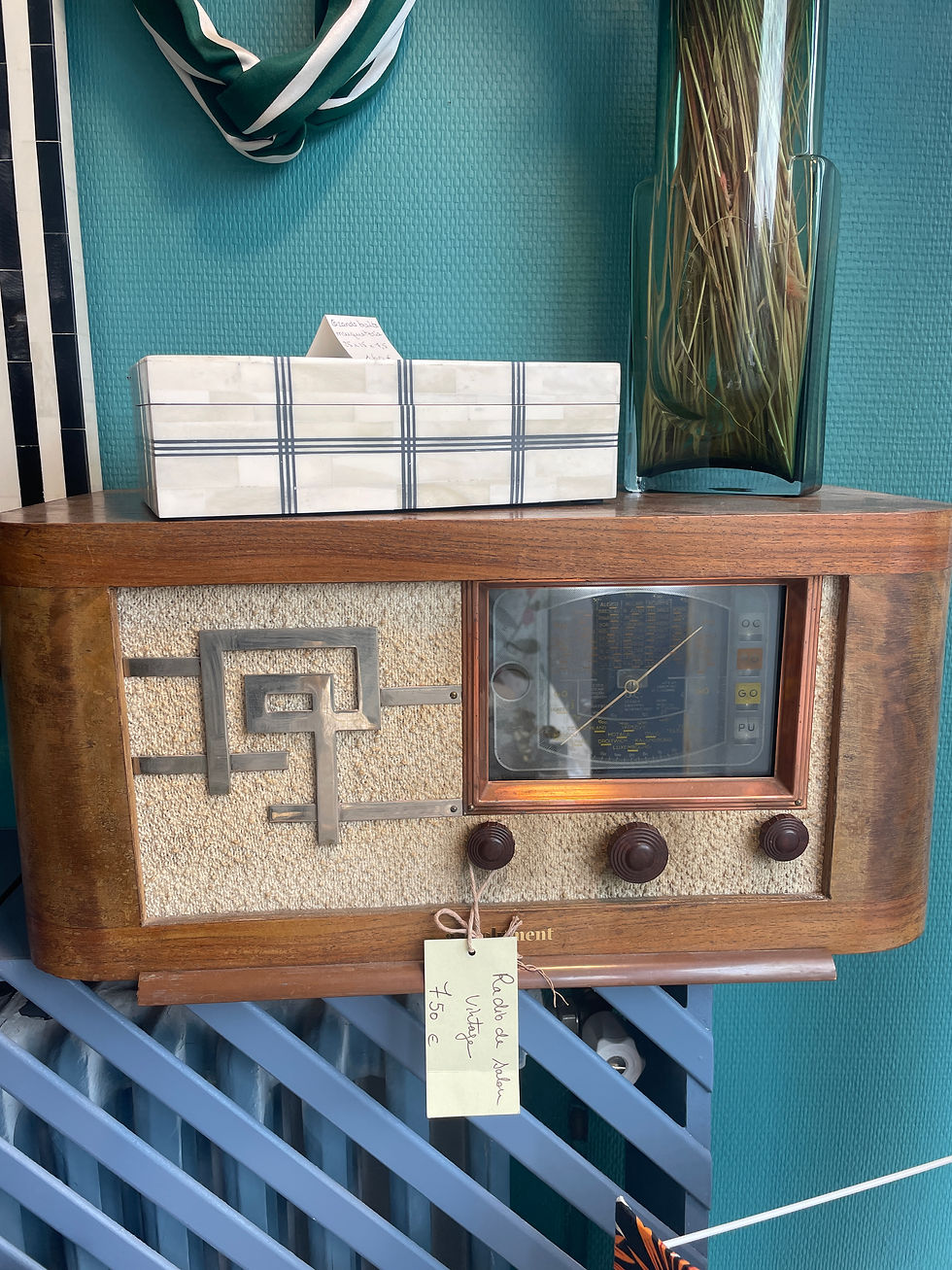 Miniature : radio vintage versailles