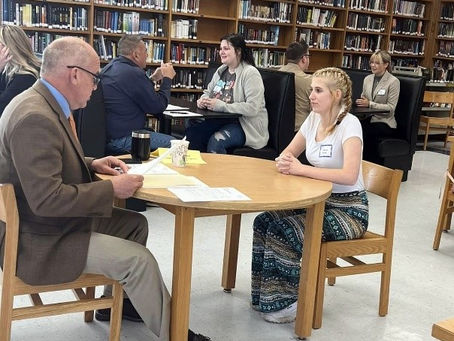 KDS Seniors Experience Mock Job Interviews