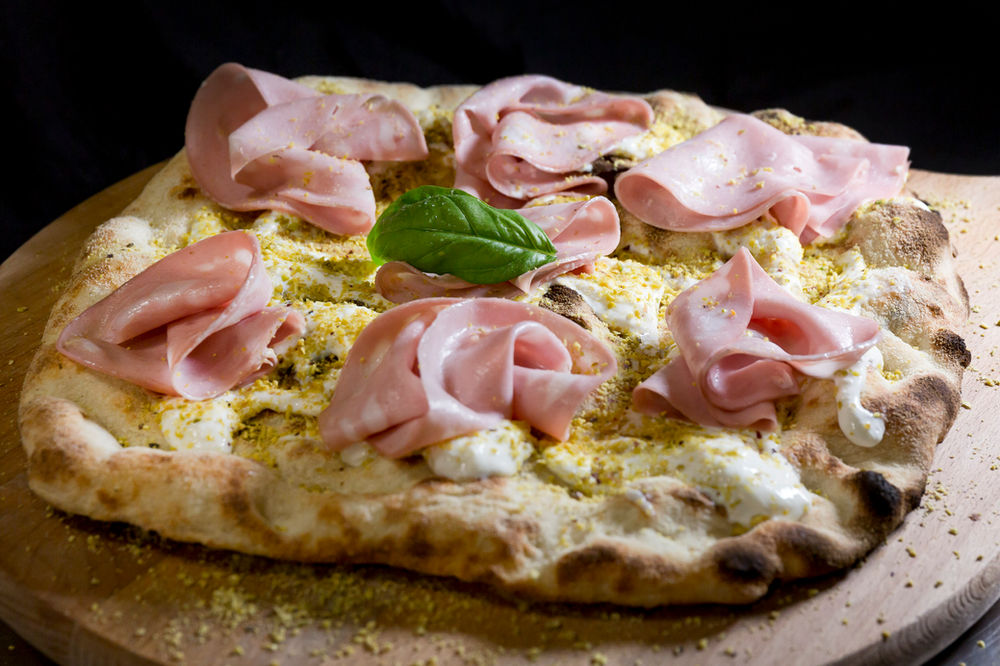 Quante calorie ha una pizza?
