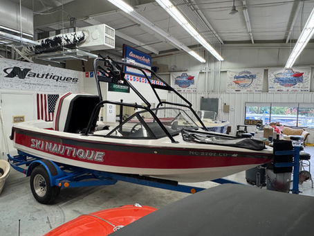 1992 Ski Nautique