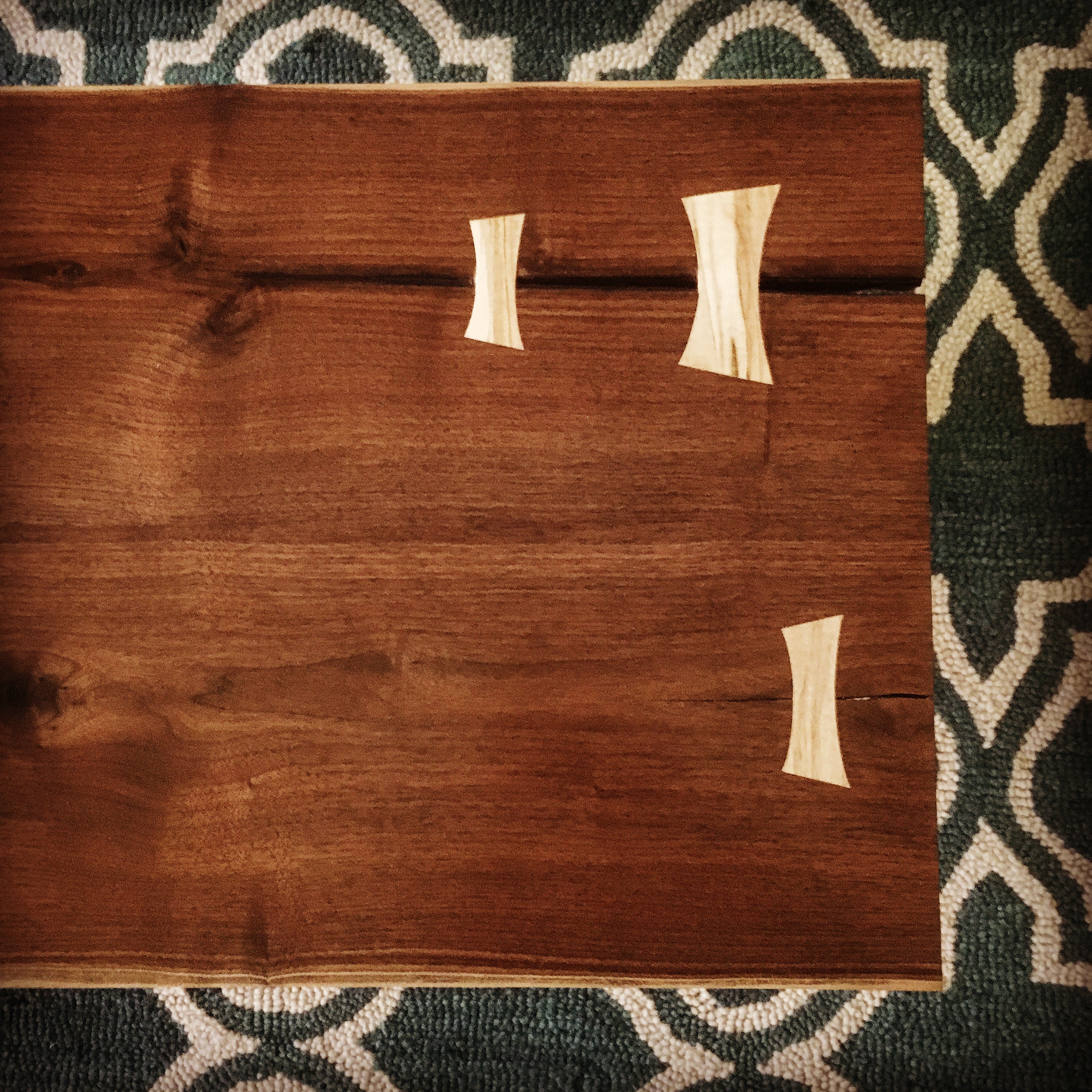 Ambrosia Maple Keys in Black Walnut