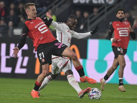 Rennes vence Brest em casa e de virada
