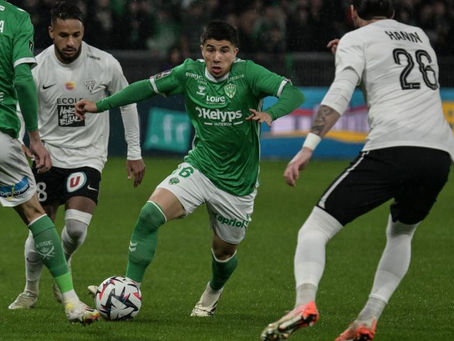 Saint-Etienne é punido no final e sofre empate