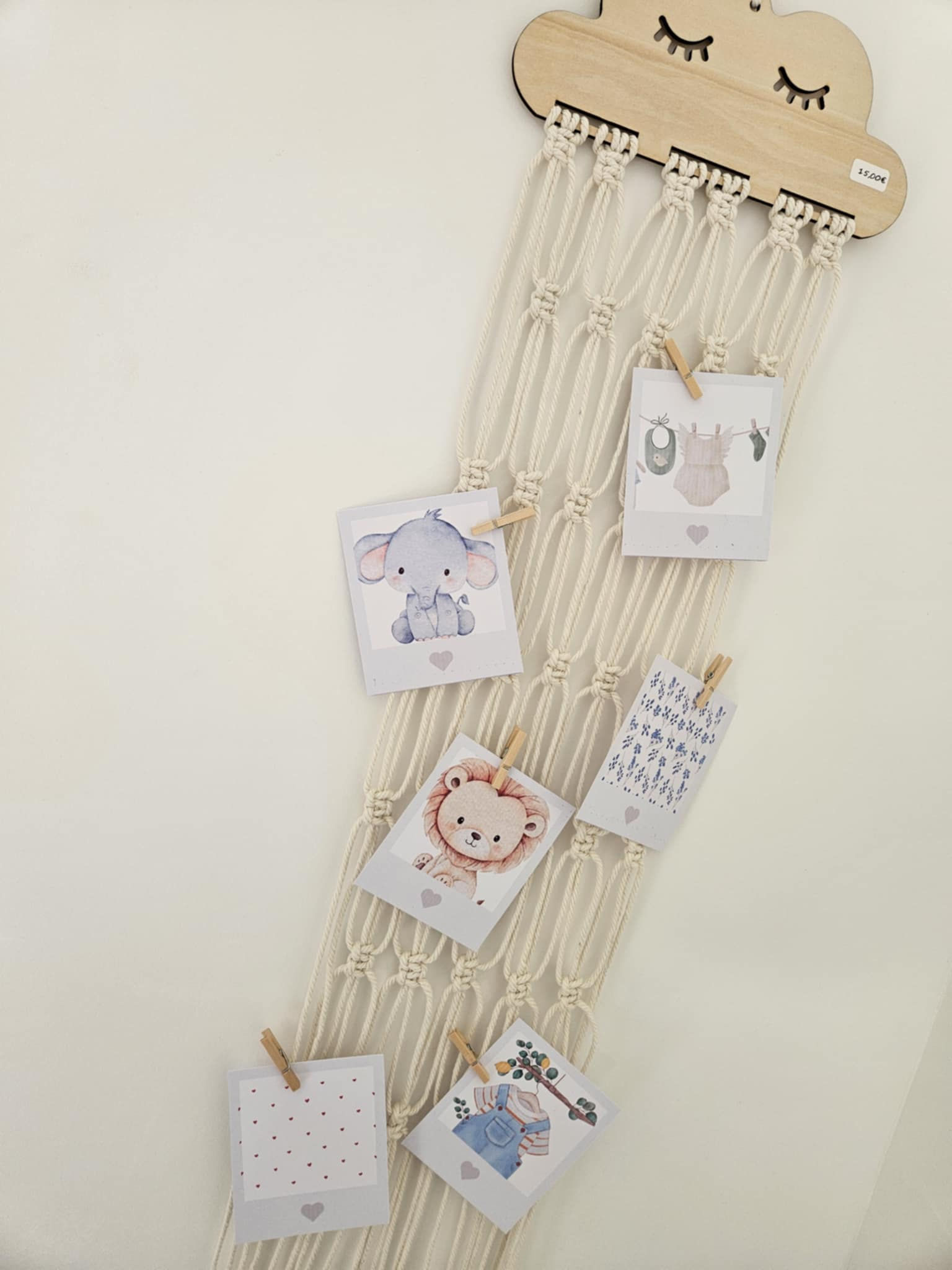 Pêle-mêle photo en macramé – Nuage en bois | Décoration enfant