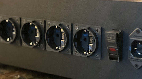 Dark Cloud Audio Isolation Transformer