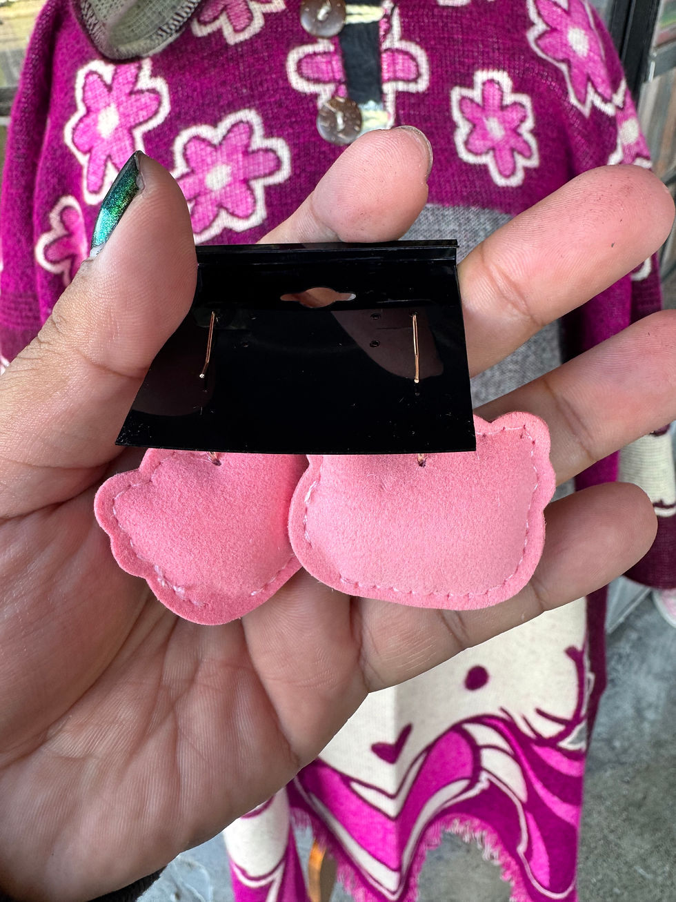 Thumbnail: Kitty Bling Earrings