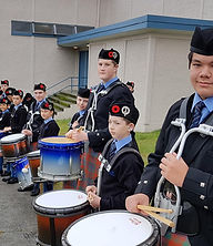 pipe band drummers