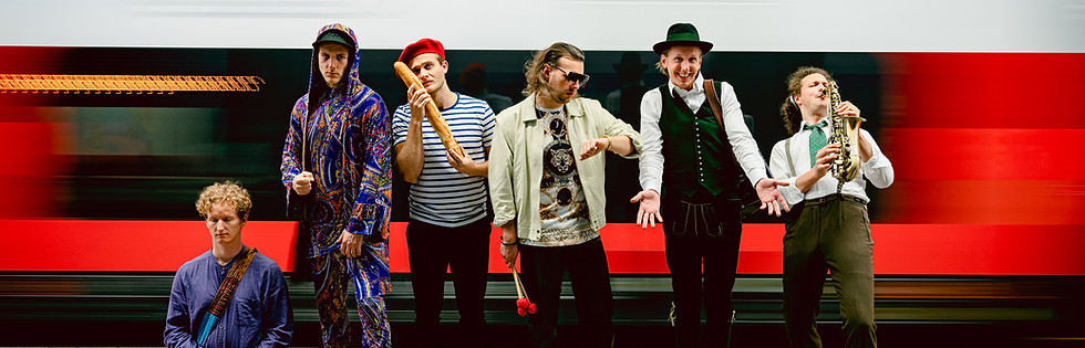 Characters_Train ©Philine Hofmann.jpg