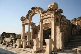 Hadrianapolis Roma Tapınak Kalıntıları
