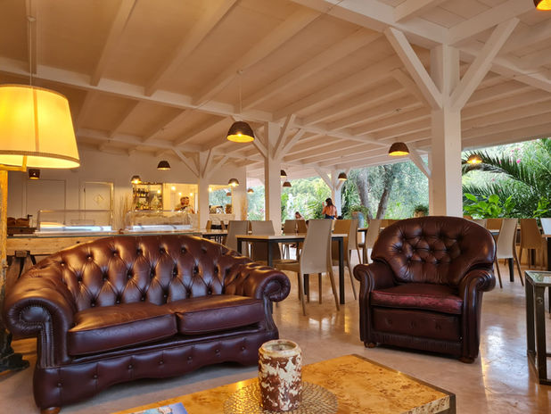 LoungeBar.jpeg