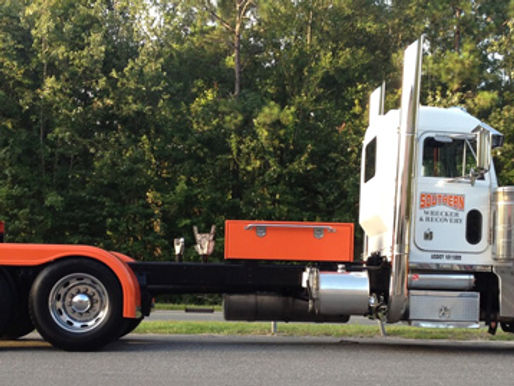 Fifth-Wheel Underlift
