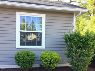 Vinyl vs. Fiber Cement Siding: A Comprehensive Comparison for Your Home