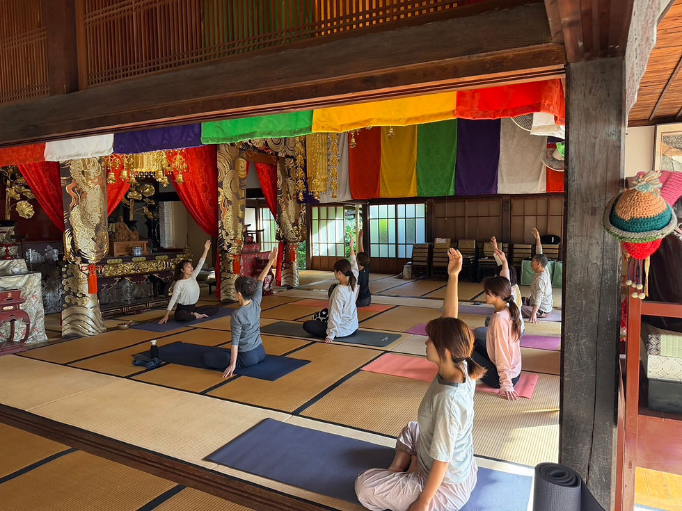 湖西市お寺ヨガ