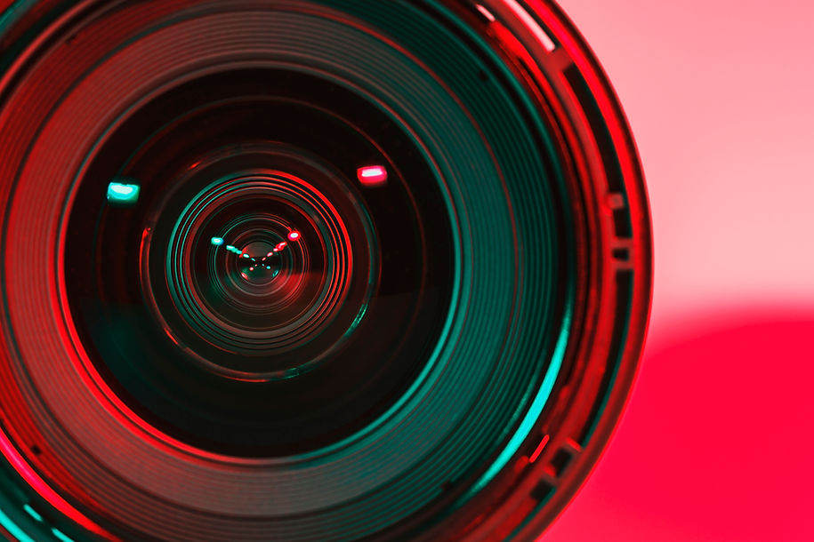 front-lens-camera-light-shade-color-from-two-flash.jpg