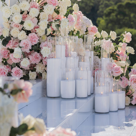 Ceremony aisle candle styling with granulated wax candles in Gold Coast Hinterland
