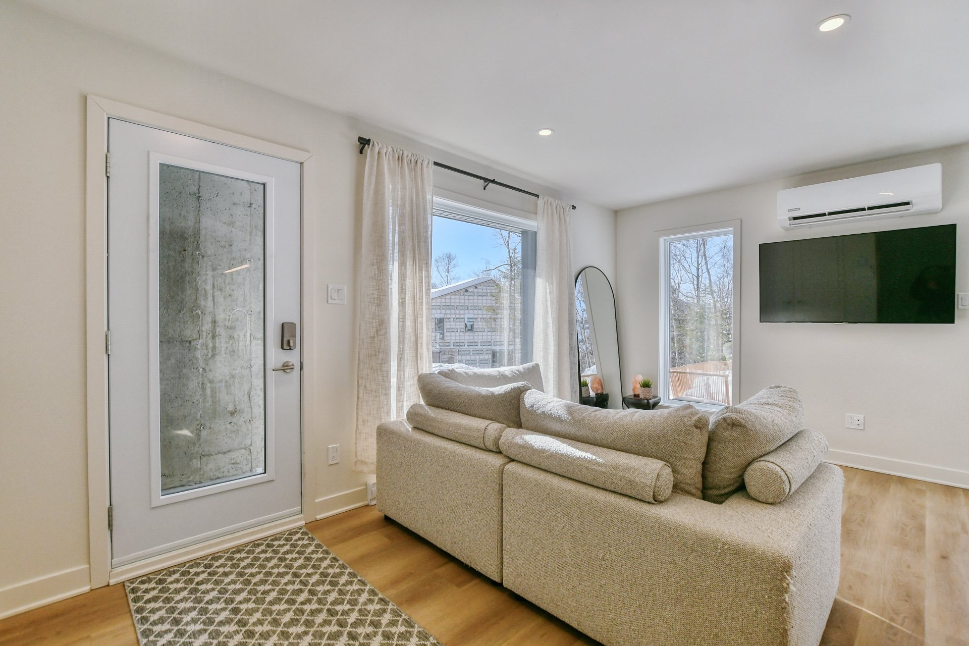 2730 Rue Alexis app. 101