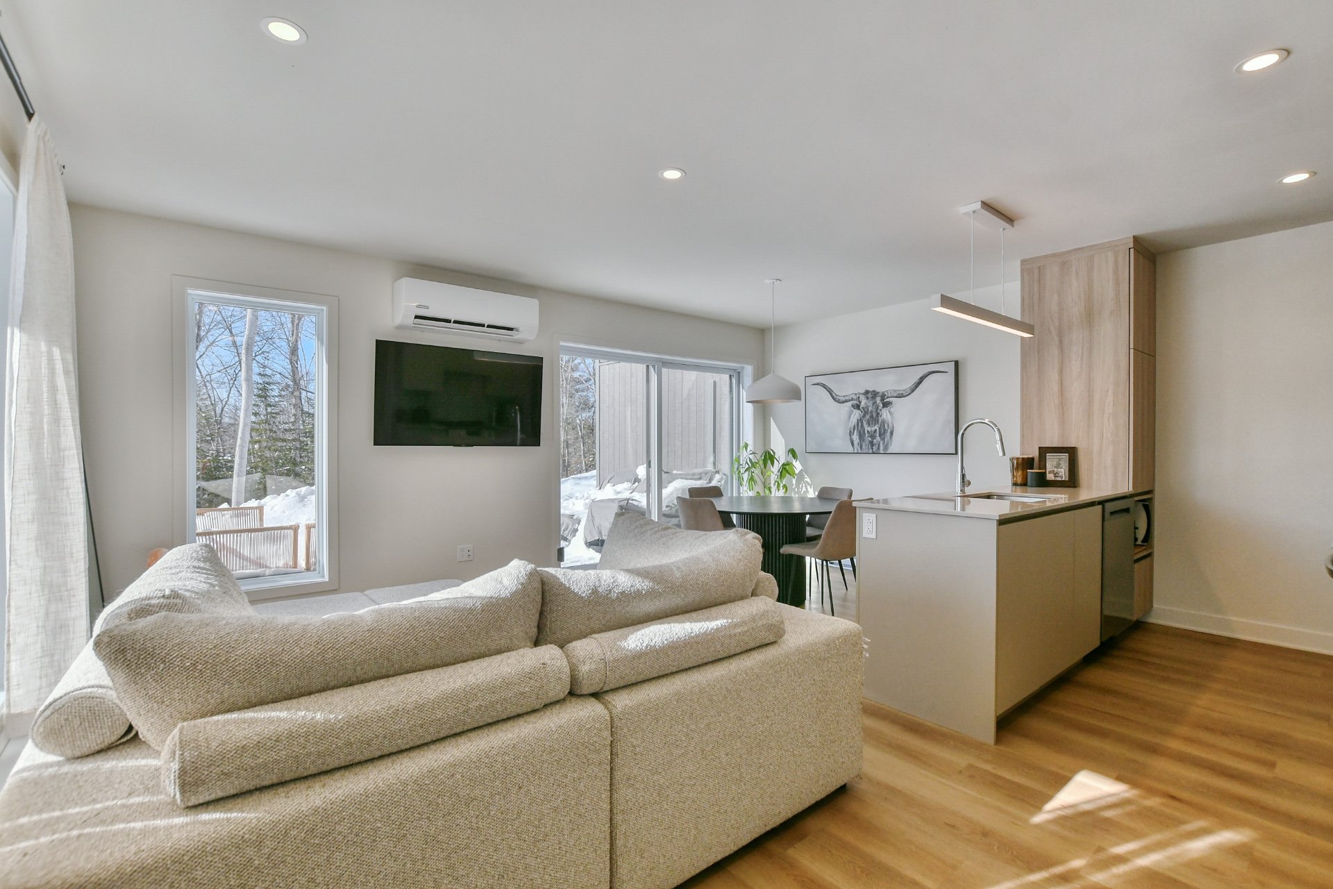 2730 Rue Alexis app. 101