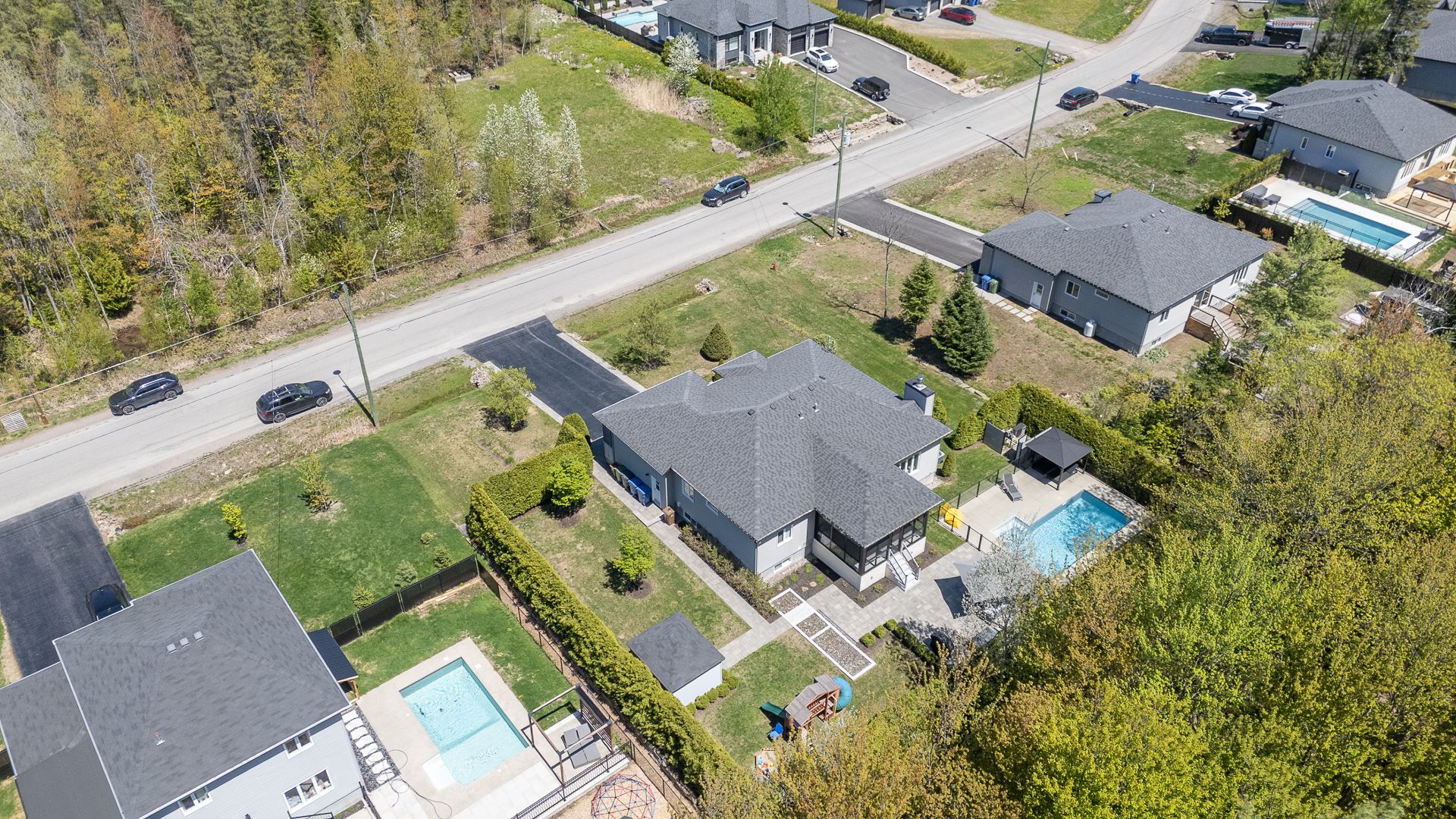 883 Rue du Ramage