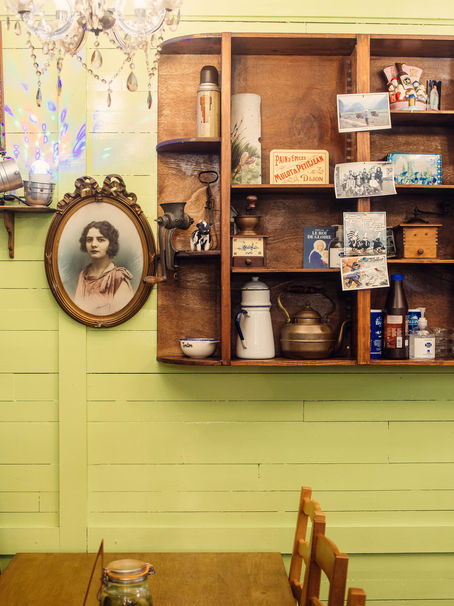 Dossier : La Cantine des Tontons 