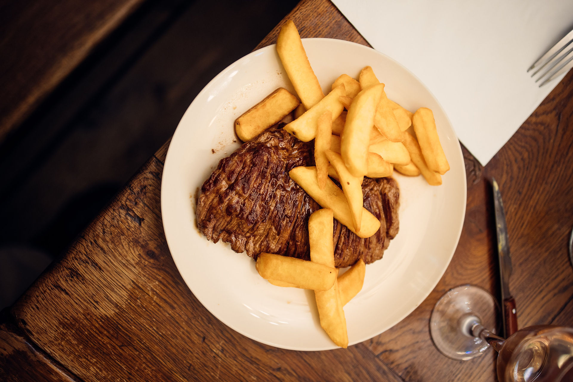 La Cantine des Tontons - Intemporel Magazine. Restaurant Paris.