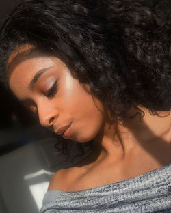 Used Anastasia brow wiz in dark brown for this look !