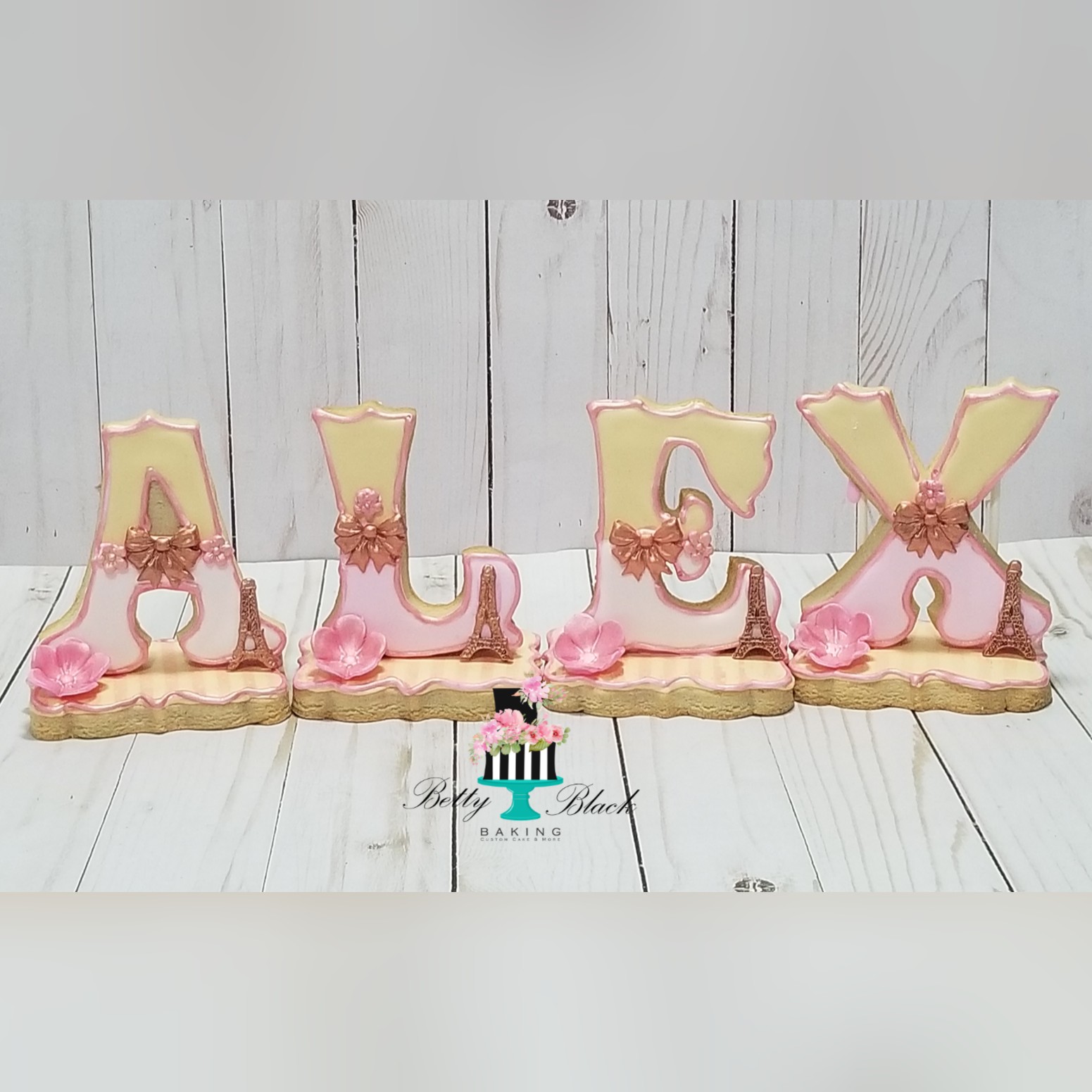 Sweet 16 floral & bows cookies
