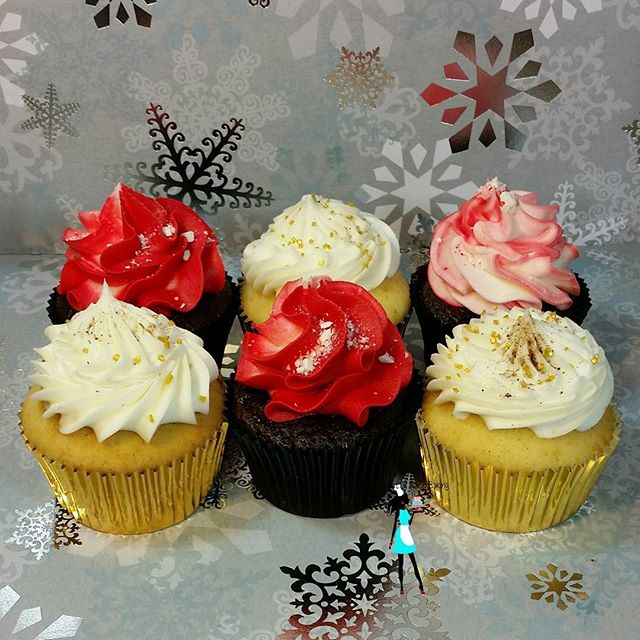 SOLD OUT!!!! Spiced Eggnog and Chocolate Peppermint cupcakes! Local area of Broward county- Planta