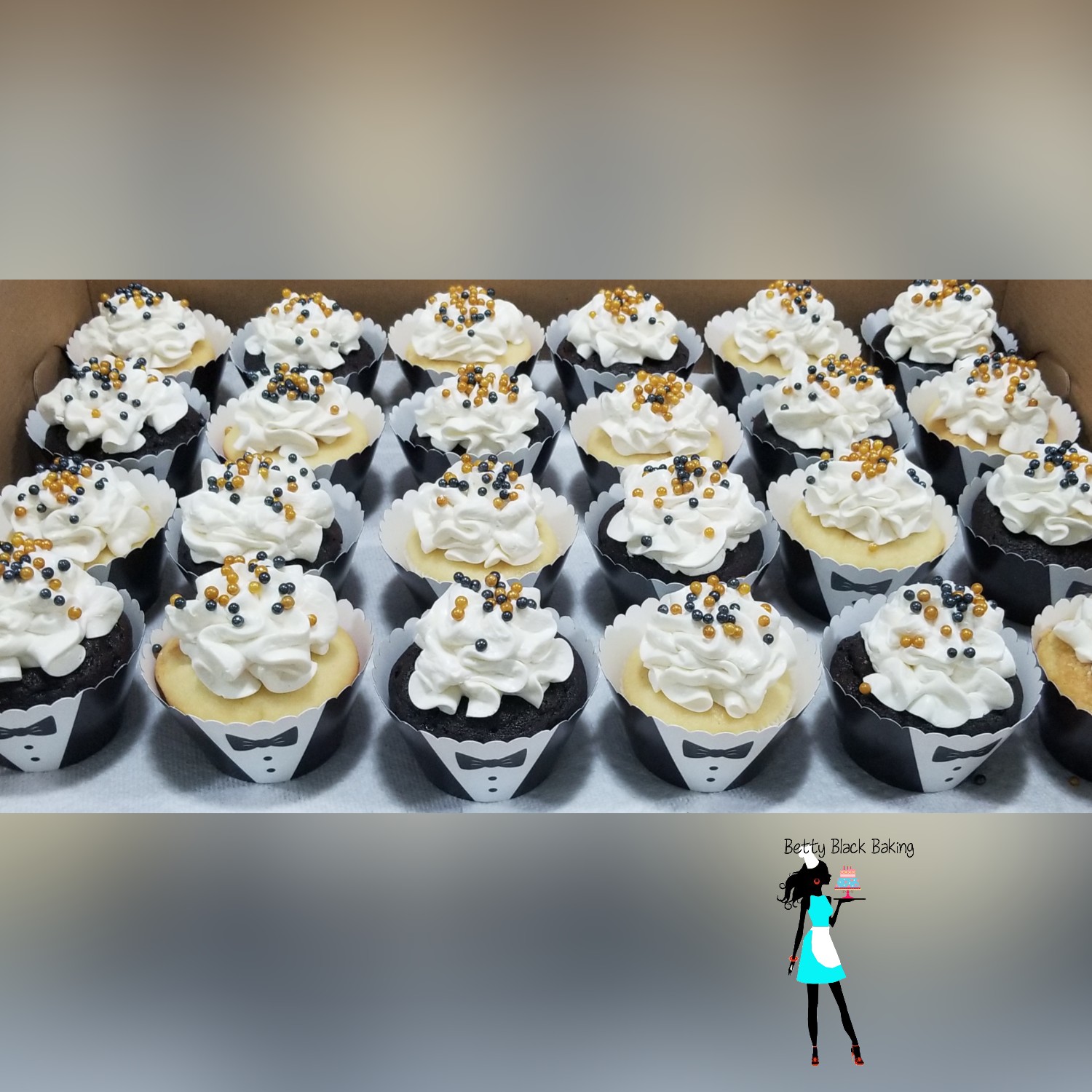 Tuxedo theme cupcakes