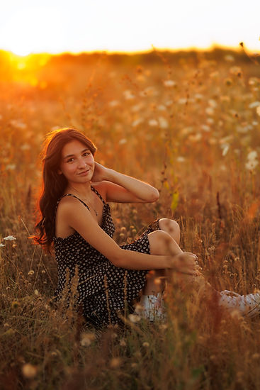 Giselle Salazar Senior Photos-211.jpeg