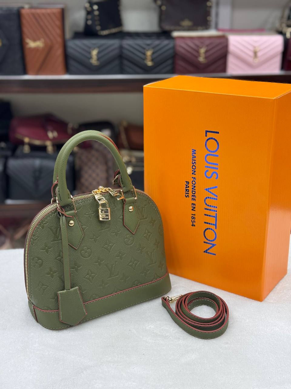 Thumbnail: Bag P3403