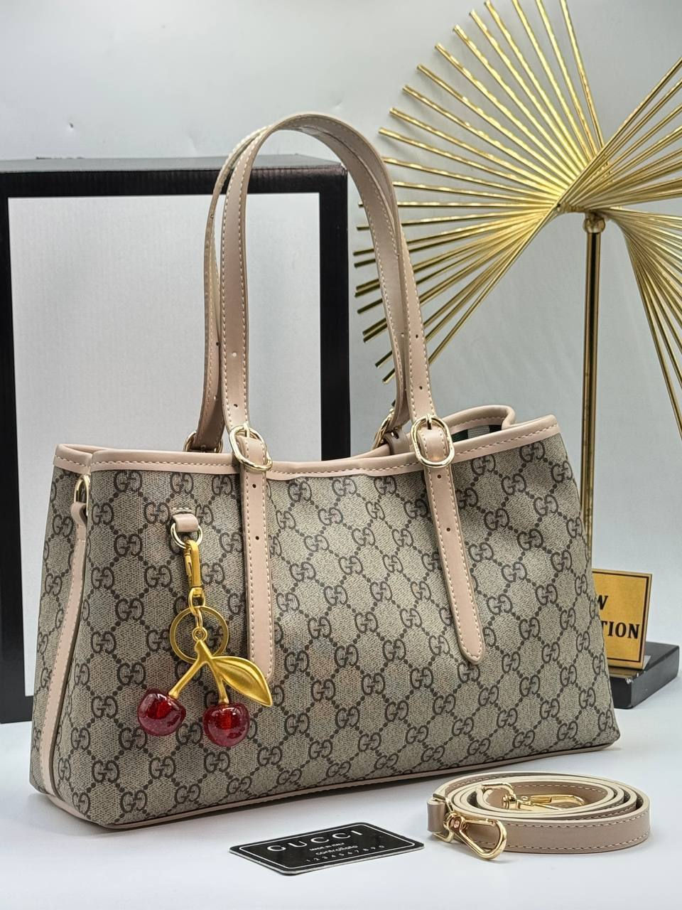 Thumbnail: Bag P3411