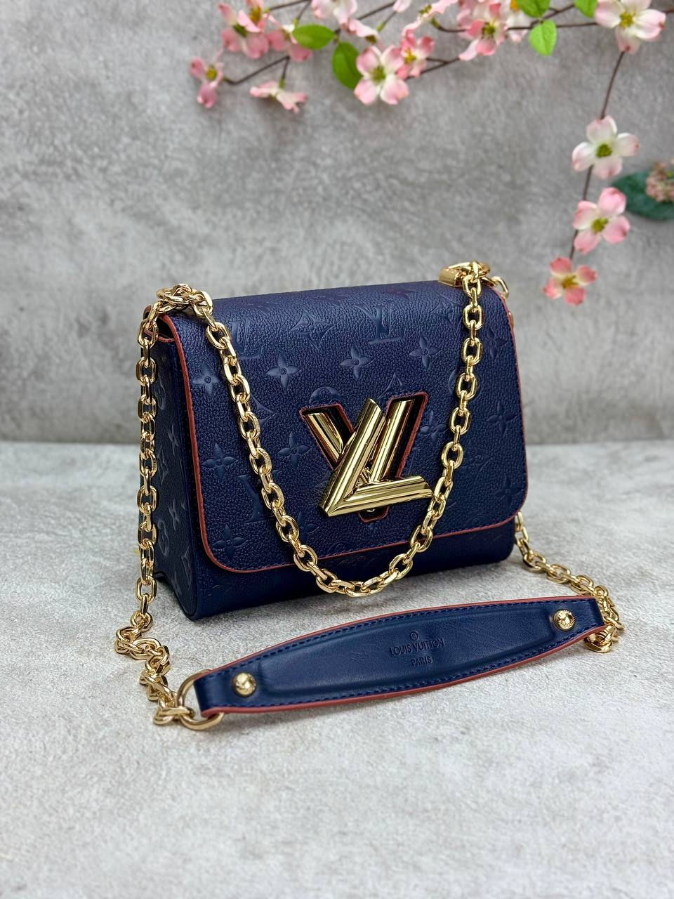 Thumbnail: Heels & Bag H2057b