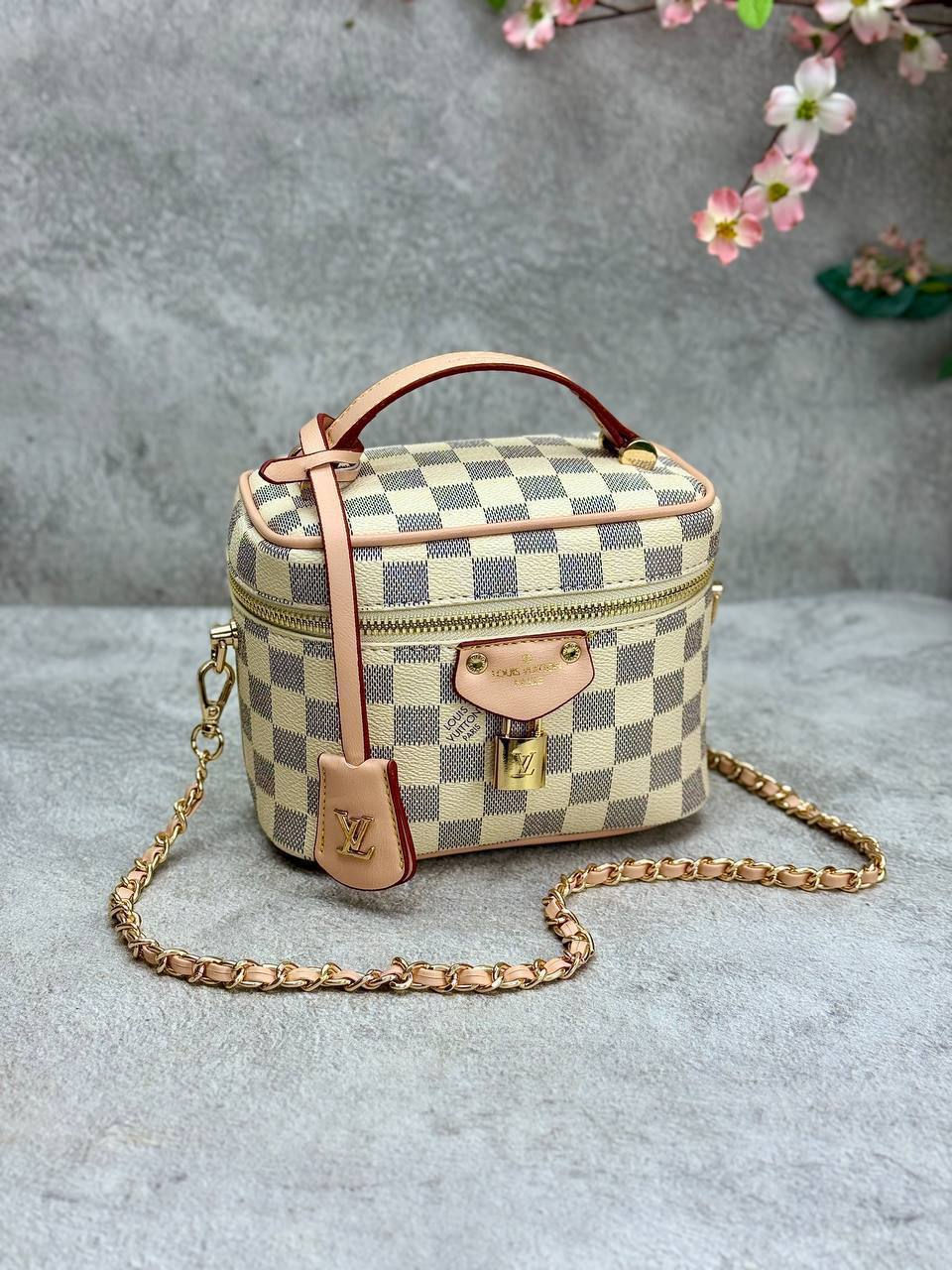 Thumbnail: Vanity Bag P3441