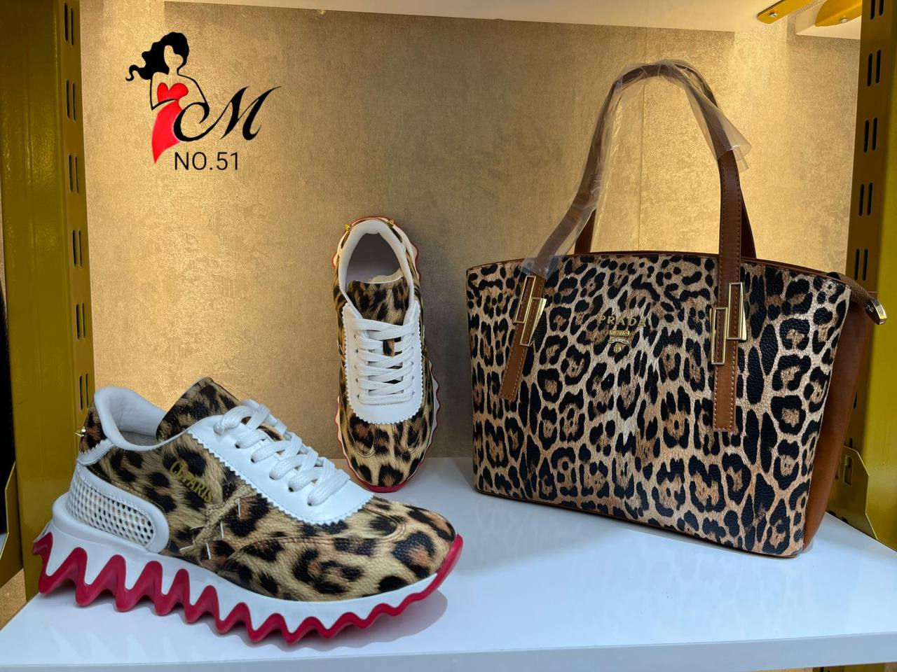 Sneakers & Bag M3413
