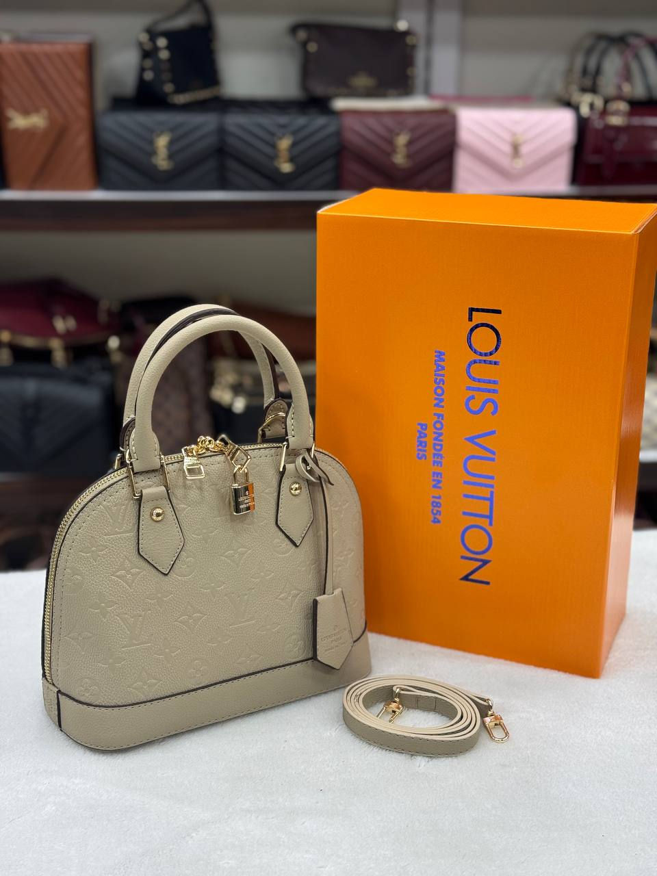 Thumbnail: Bag P3403