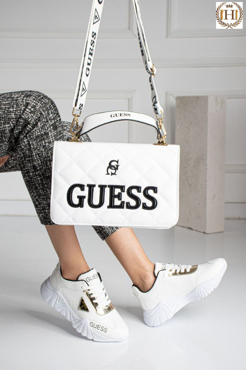 Thumbnail: Sneakers & Bag M1739