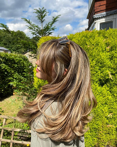 summer hair style with layers and blond highlights Steve Ryding hair dressing.jpeg