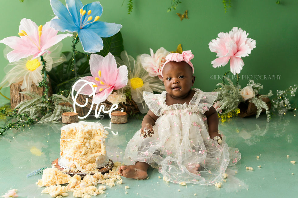 cake smash for girls