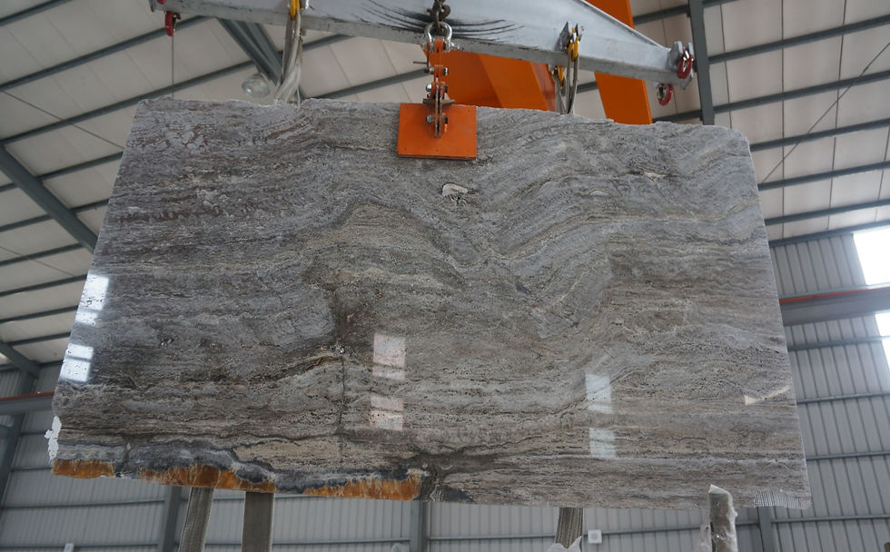 Thumbnail: 銀灰洞