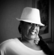 599556_424225280945363_1770951382_n_edit