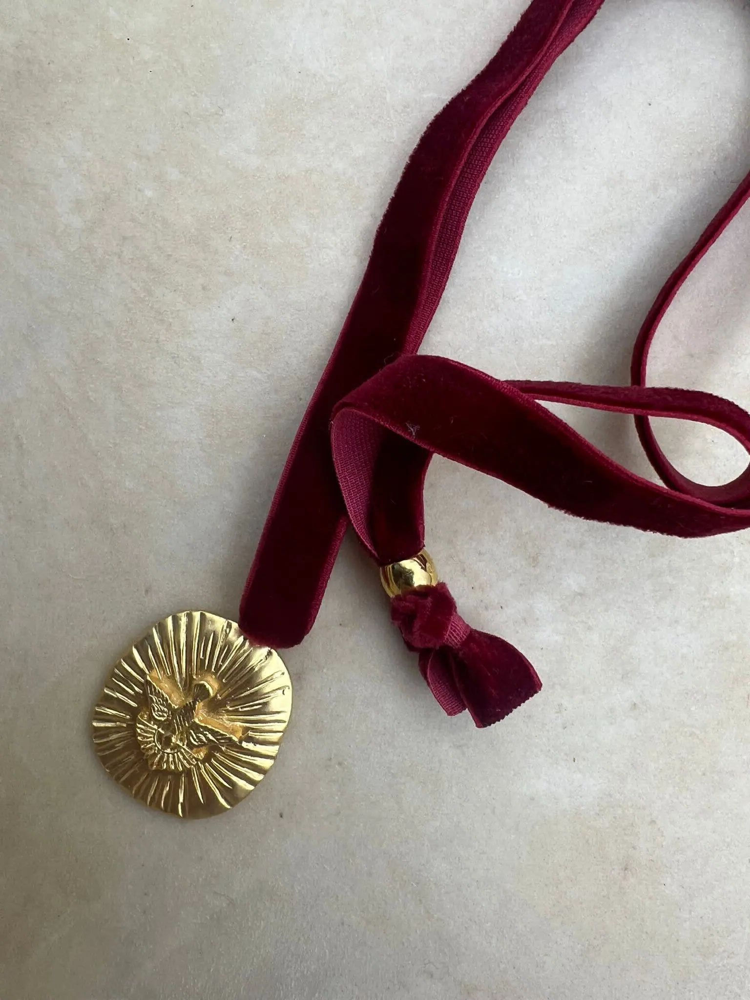 Collar Espíritu Santo - España Velvet