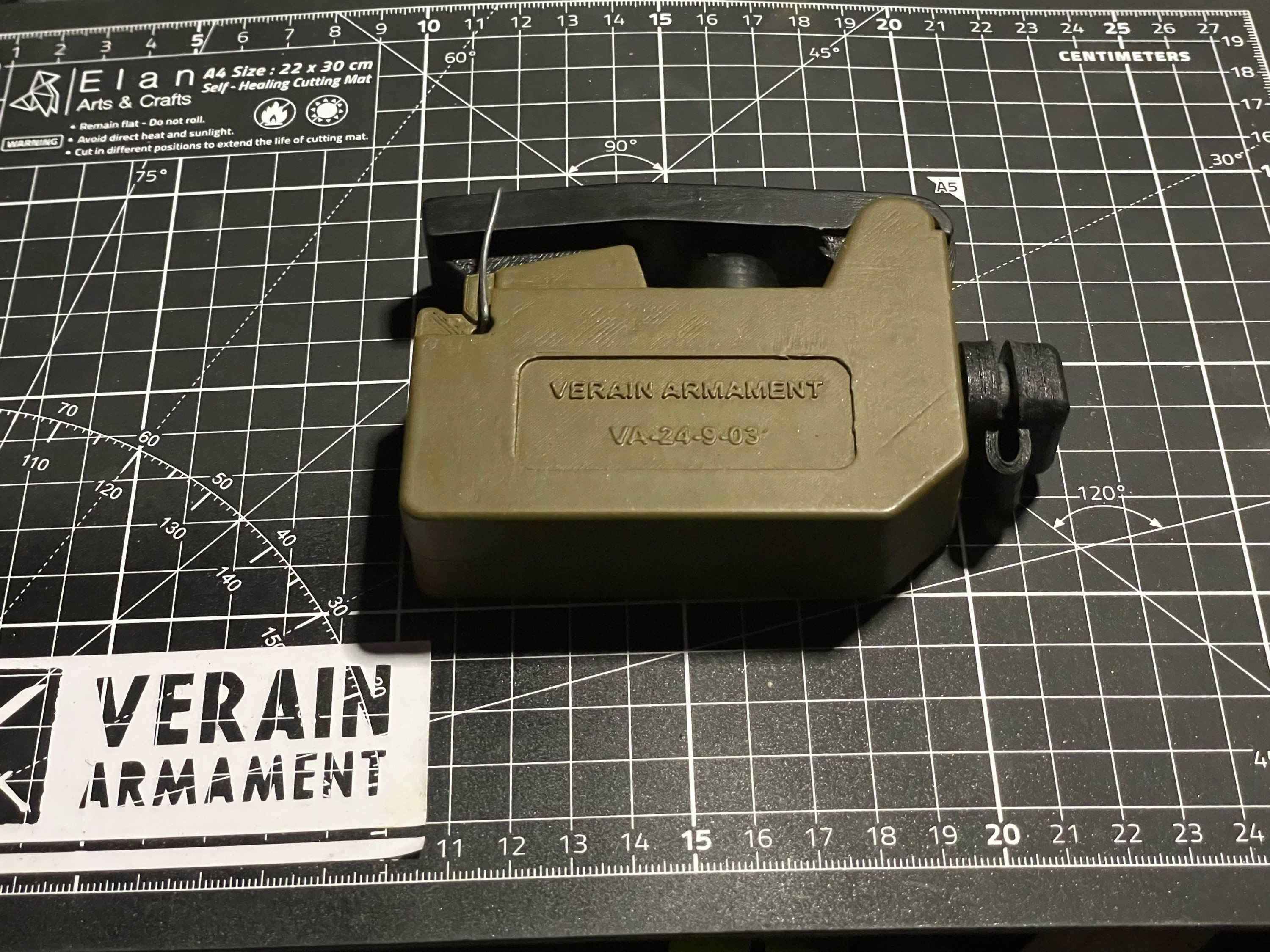 M57 detonator clacker (U.S. military style)