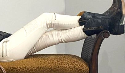 Thumbnail: Zara Jeans (0)