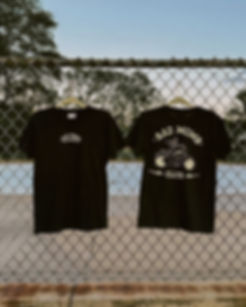 rad mom club tee