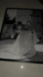 Unikatna zidna dekoracija s mladencima u crnom okviru, personalizirani poklon 3D glitter print s vlastitom fotografijom.