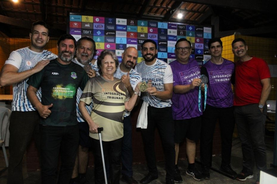 Pódio Masculino - OIT 2025 - Pebolim Duplas