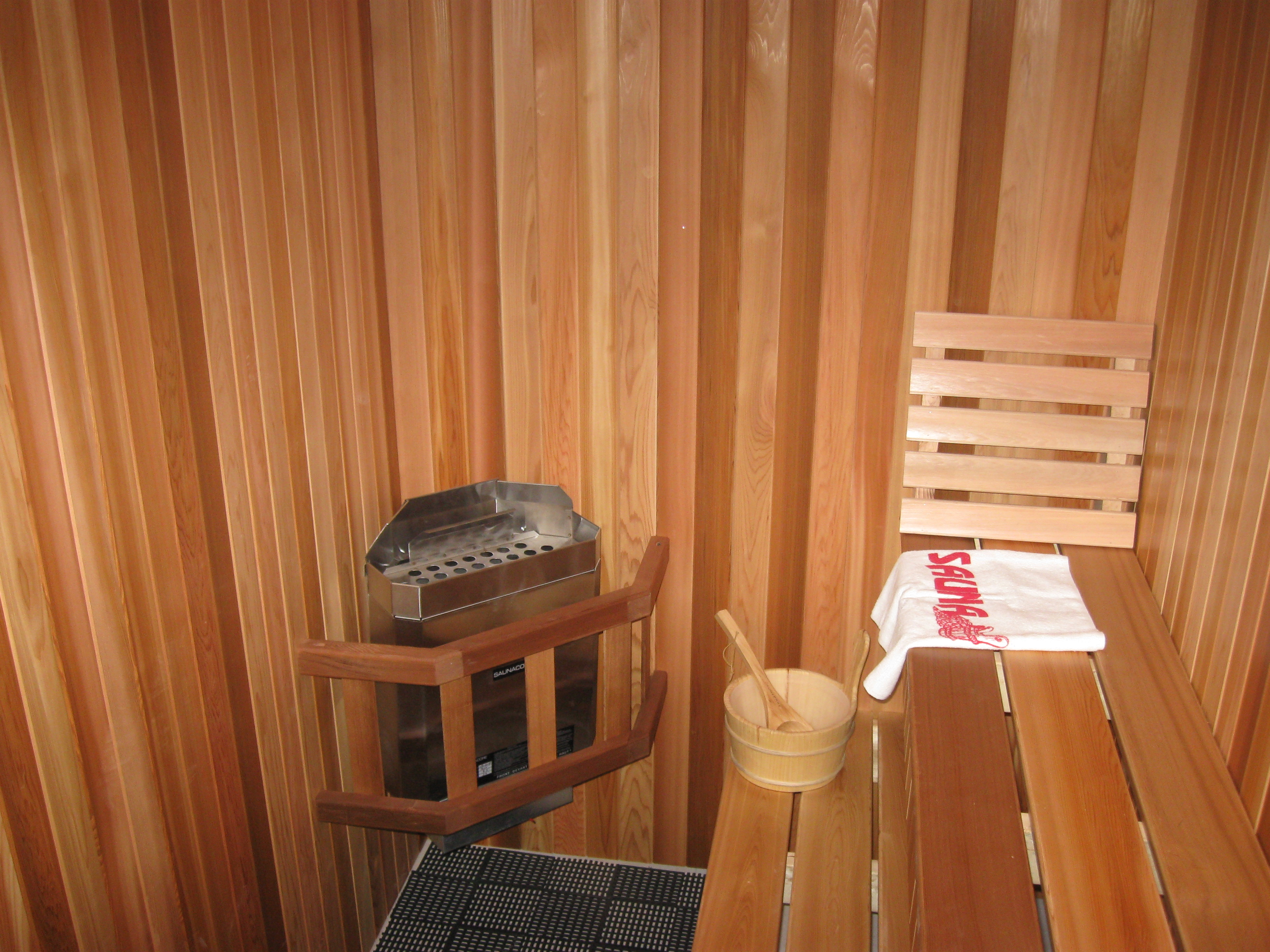 Chinook Saunas Ontario Chinook Hot Tubs & Saunas