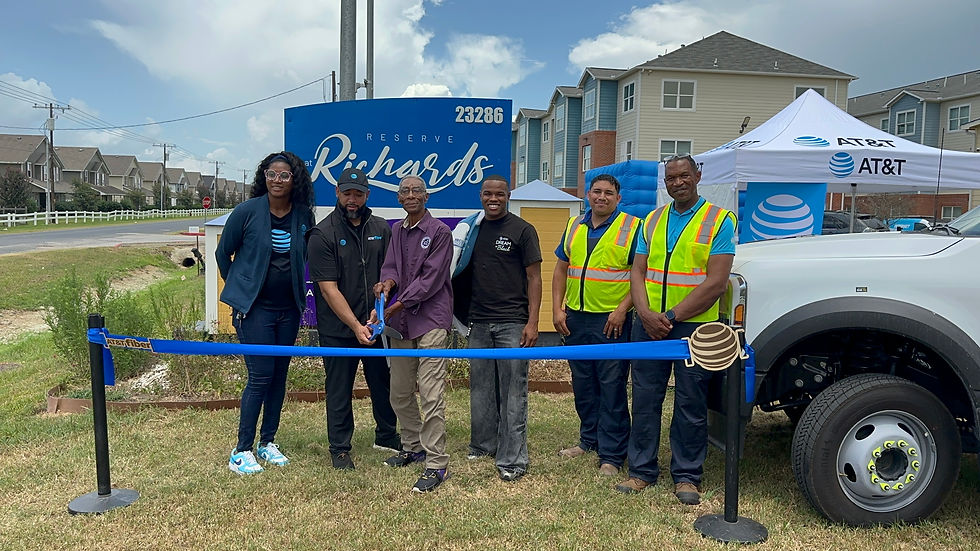 AT&T Fiber Ribbon Cutting with PV Mayor as AT&T RFM.JPG