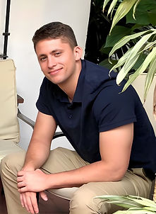 Screenshot 2024-01-10 124752_edited.jpg