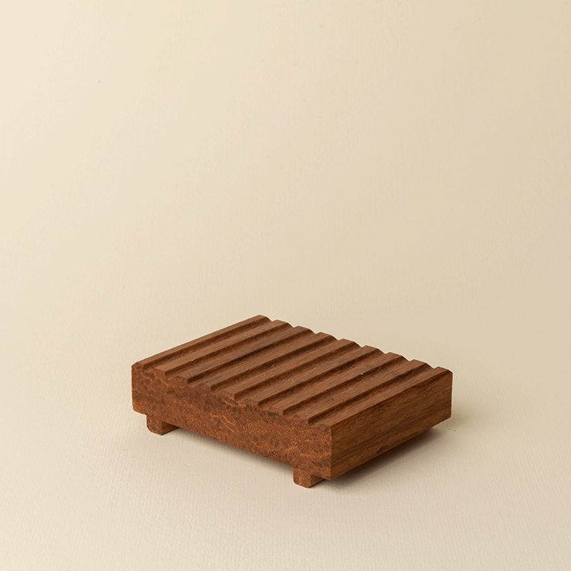 soap-brown-bamboo-4-floor-gif.gif